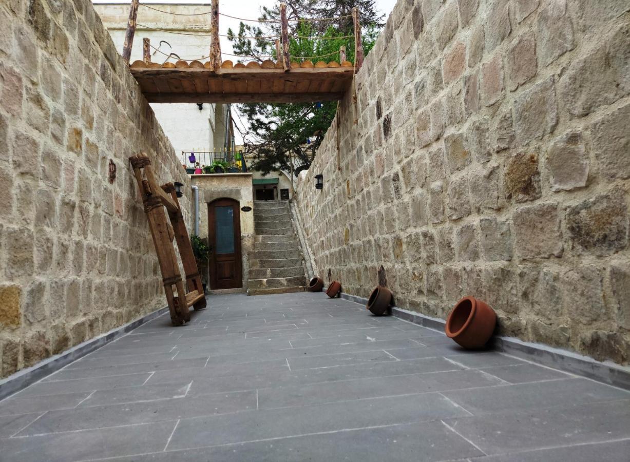 Armesos Cave Hotel أوروغوبْ المظهر الخارجي الصورة