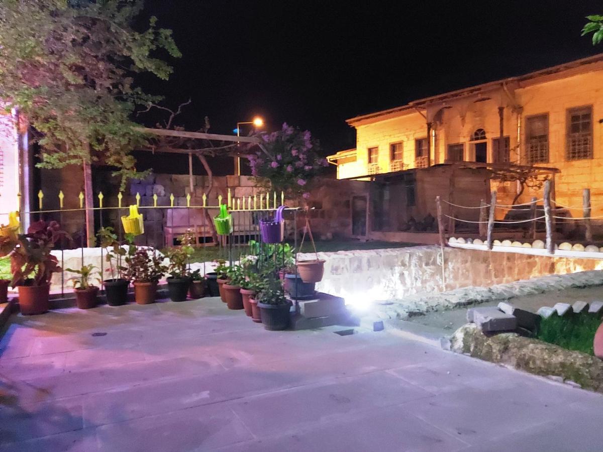 Armesos Cave Hotel أوروغوبْ المظهر الخارجي الصورة