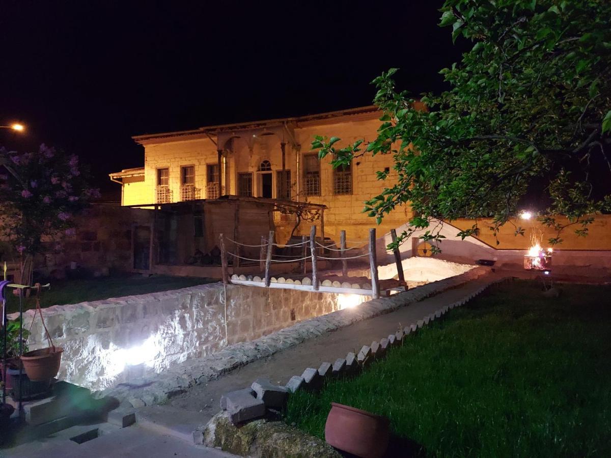 Armesos Cave Hotel أوروغوبْ المظهر الخارجي الصورة