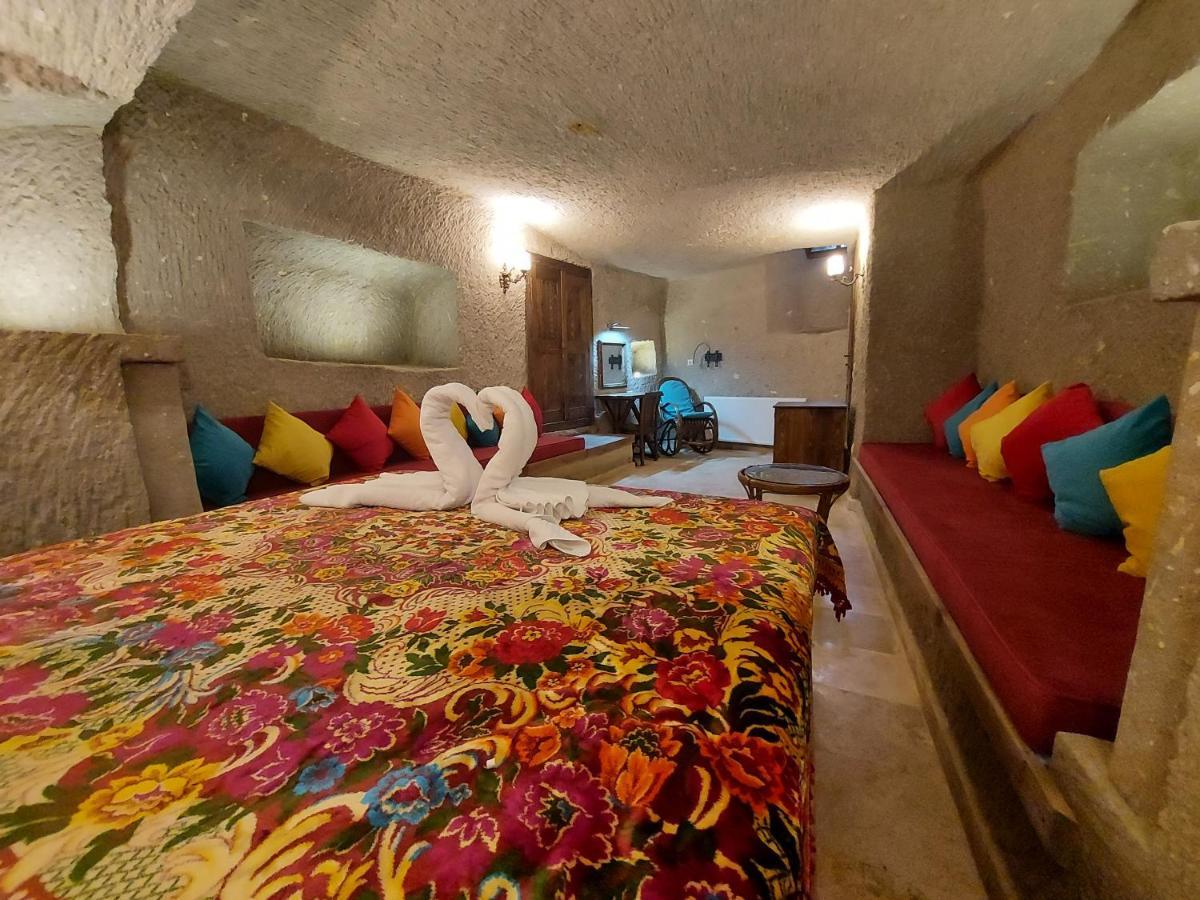 Armesos Cave Hotel أوروغوبْ المظهر الخارجي الصورة