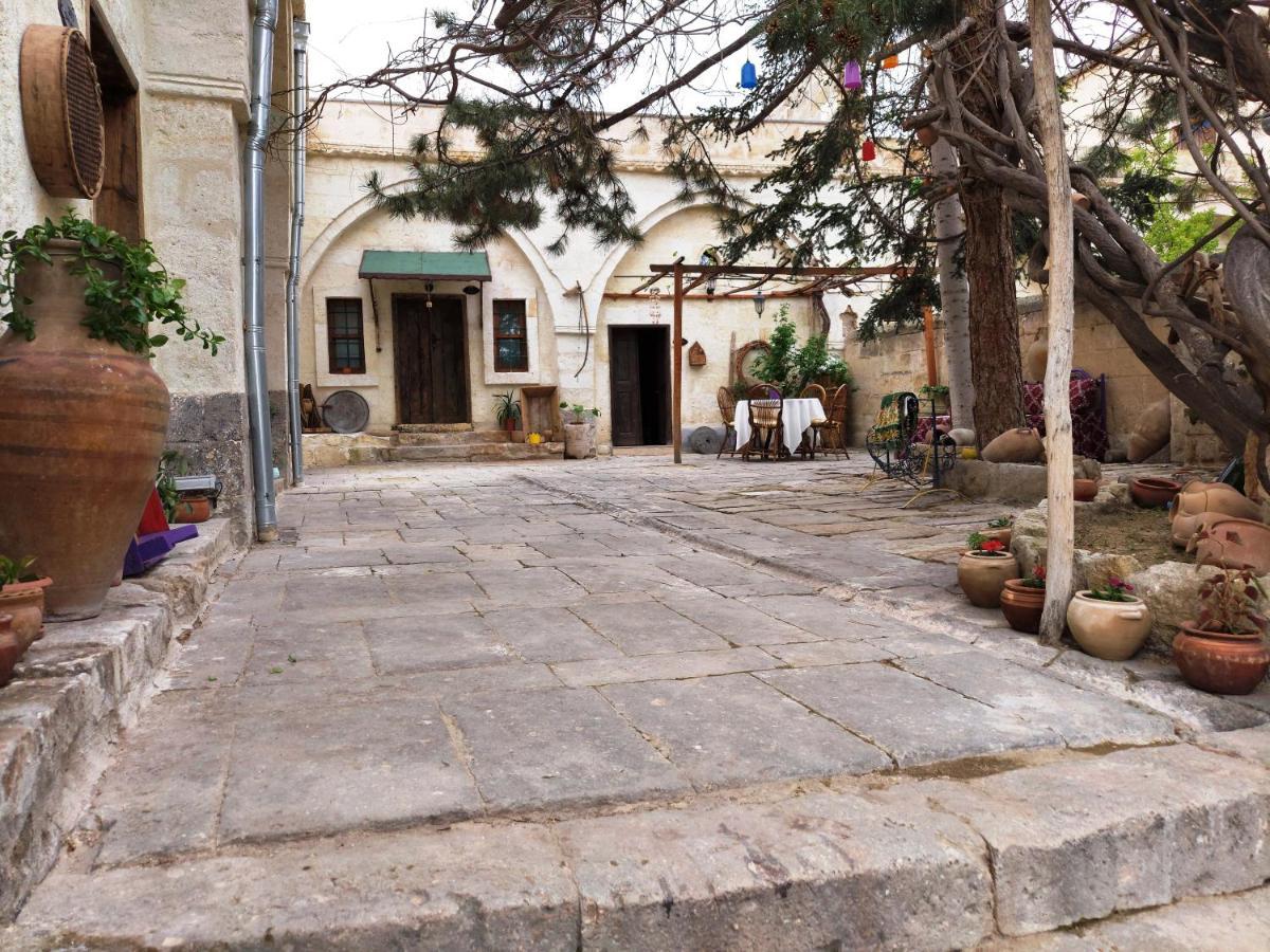Armesos Cave Hotel أوروغوبْ المظهر الخارجي الصورة
