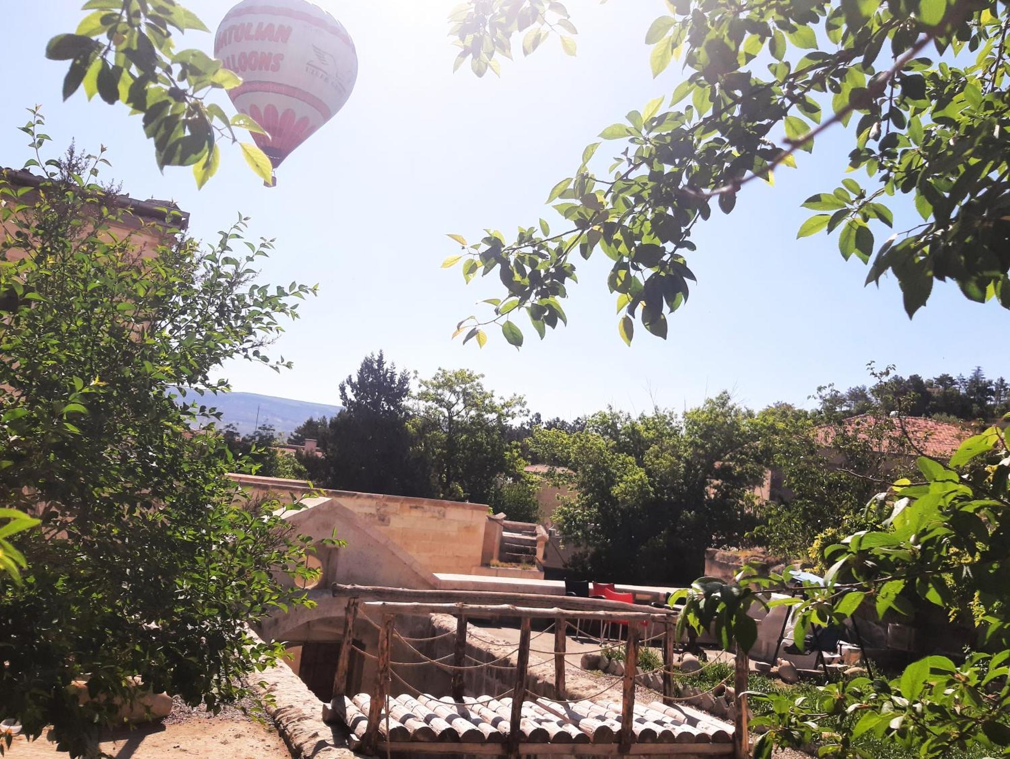 Armesos Cave Hotel أوروغوبْ المظهر الخارجي الصورة