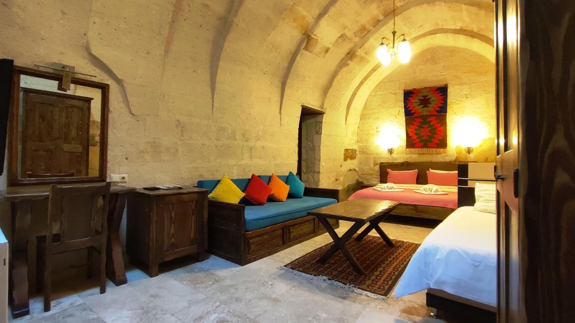 Armesos Cave Hotel أوروغوبْ المظهر الخارجي الصورة